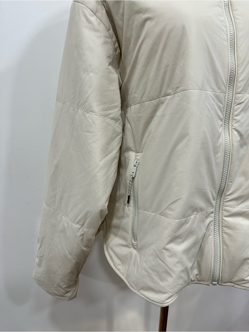 Vuori Water-Resistant Canyon Jacket - Picture 5 of 10